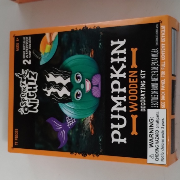 Set of 2 Spooky Nightz Pumpkin Decorating Kits Shark & Frankenstein Bride Mermai - Picture 2 of 5